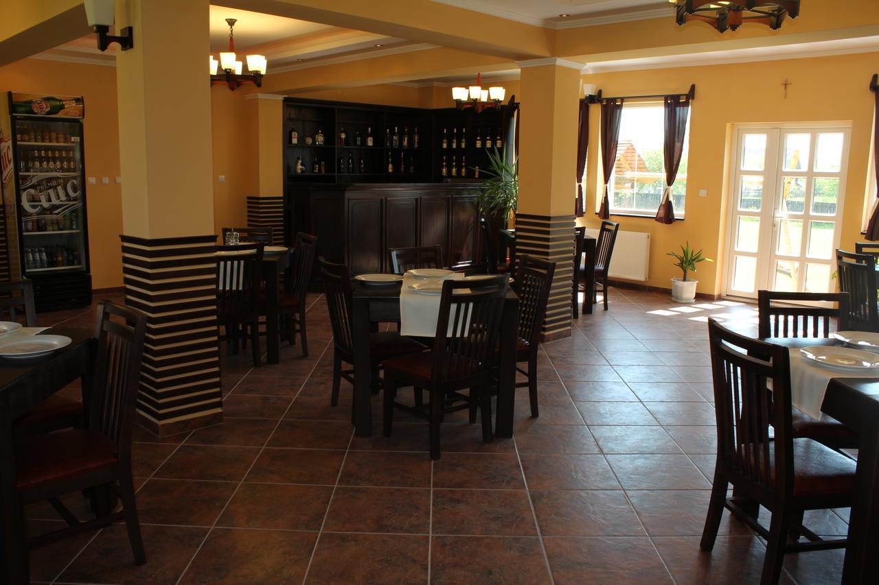 Gyongyvirag Panzio Bed & Breakfast Turia Ngoại thất bức ảnh